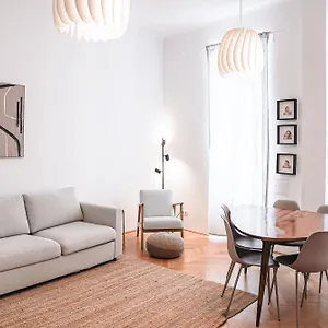  Apartment Heymi Zentagasse Austria